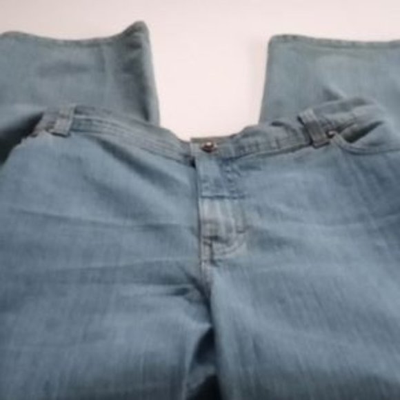Gloria Vanderbilt Women's 5 Pocket Classic Jeans - Size (20W) - Bleached Denim - Picture 3 of 5